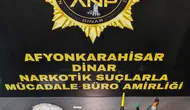 Afyonkarahisar'da zehir tacirine geçit yok: Otomobildeki zuladan servet çıktı