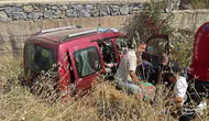 Menteşe’de korkutan kaza: Direksiyon hakimiyetini kaybedince dereye uçtu