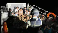 Gökova'da yasa dışı geçişe geçit yok: 64 kişi yakalandı