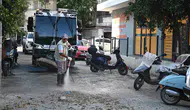 Kuşadası sokaklarında bahar temizliği: Ekipler sahaya indi