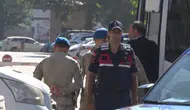 Menderes’te rüşvet ağı deşifre oldu: Poşet dolusu paralar ve 250 bin dolarlık ruhsat pazarlığı