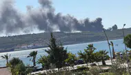 Aliağa'da korkutan dumanlar: Gemi söküm tesisinde alevler yükseldi