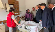Turgutlu'daki okul saldırısında Vali Özkan'dan yakın takip: Yaralı öğrencileri yalnız bırakmadı