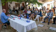 Menteşe’de sanat rüzgarı: Kadın Efeler ve camın büyüsü aynı çatı altında
