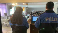Gençlerin güvenliği için sahaya indiler: Polislerden lise öğrencilerine özel eğitim