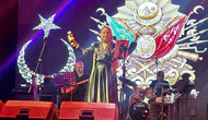 Elif Avcı Bodrum gecelerinde türkü rüzgarı estirdi