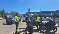 Menteşe'de alışveriş merkezi otoparkında kaza: Motosikletli sürücü ölümden döndü