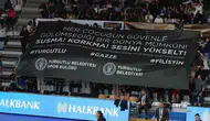 Turgutlu’dan dünyaya çocuk hakları manifestosu: Tribünler tek yürek oldu