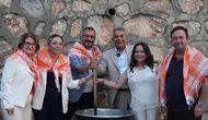 Çal'da duygusal gece: Türkü Akbayram sahnede babasının hatırasıyla buluştu