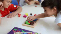 Aydın'da yaz tatili zeka oyunlarıyla şenleniyor: Minikler strateji geliştiriyor