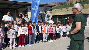Miniklerden can dostlara anlamlı ziyaret: Sevgi tohumları Aydın’da yeşeriyor