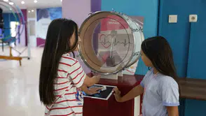 Aydınlı çocuklar tatilde laboratuvara girdi: Geleceğin bilim insanları yetişiyor