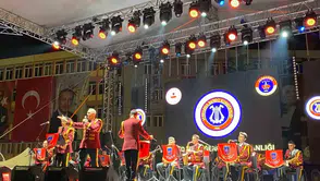 Zafer Haftası'nda Afyonkarahisar'da coşku: Jandarma bandosundan unutulmaz bir gece