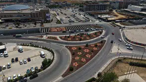 Gaziemir’in kalbi çiçek açtı: ESBAŞ Kavşağı’nda estetik dönüşüm
