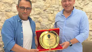 Bir bayrak yarışı hikayesi: Emniyet Müdürü Yener’den duygulandıran terfi mesajı
