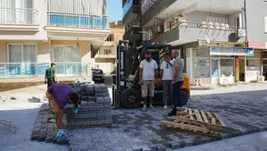 Germencik’te sokaklar yenileniyor: Başkan Zencirci çalışmaları yerinde denetledi