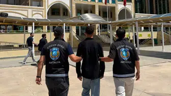 'Devlet biziz' diyen çocuğun suç dosyası kabarık çıktı