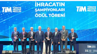 Ege İhracatçılar Zirvede: 11 Firma, 12 Ödül ile Gururlandırdı