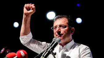 İmamoğlu'ndan sınav öncesi gençlere mesaj: "Yapacak çok işimiz var"