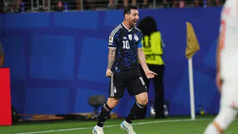 Arjantin, Ürdün'ü 3-1 yenerek Dünya Kupası'nda grubu lider tamamladı, Messi tarihe geçti!