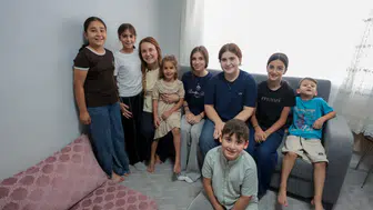 Başkan Mutlu, Konaklı komşularının evlerine konuk oldu