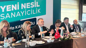 Karabağlı: "Siyaset olmadan İzmir'in sorunları çözülmez"