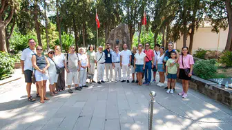 ‘Atatürk’ün Adımlarıyla Karşıyaka’ turlarına yoğun ilgi