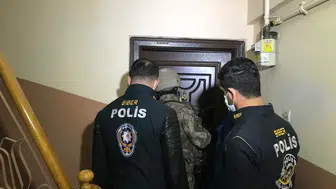 Aydın'da siber suç operasyonu: Müstehcenlik suçlamasıyla 2 kişi parmaklıklar ardında
