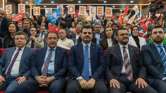 AK Partili İnan'dan Manisa'da sert çıkış: "Rüşvetin adresi benzinlikler olmasın"