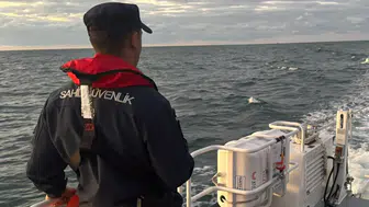 Didim açıklarında nefes kesen operasyon: Yaralı balıkçı denizden kurtarıldı