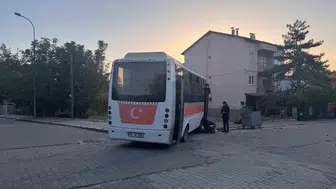 Uşak’ta trafik kâbusu: İki aracın karıştığı kazada 7 kişi yaralandı