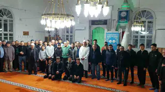 Şuhutlu gençler güne maneviyatla başlıyor: Yeni Cami’de buluşma vakti