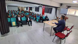 Bozdoğan'da gençler camilerin sosyal hayattaki rolünü konuştu