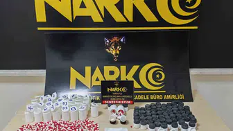 Turgutlu'da zehir tacirlerine narkotik darbesi: Binlerce hap ele geçirildi