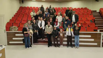 Sokak canlarinin sesi oldu: Ünlü oyuncu İğdigül'den merhamet seferberliği