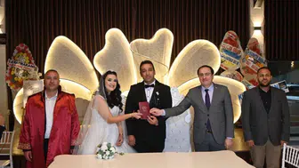 Kaymakam Türker’den mesai arkadaşlarına anlamlı jest: Nikah masasında şahitlik yaptı