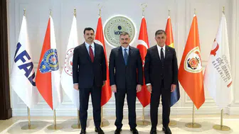 Başkentte İzmir mesaisi: Başkan Tugay’dan kritik bakanlık temasları