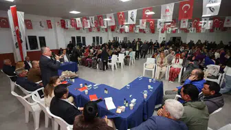 Tarlanın gizli kahramanlarını Yunusemre'de unutmadı: Başkan Balaban'dan anlamlı ziyaret