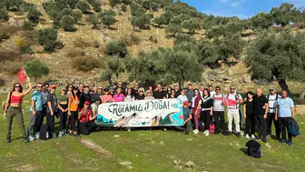 Efeler'in adımları tarihe ve Cumhuriyete açıldı: Alinda'da coşkulu buluşma