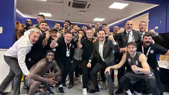 Orhun Ene’nin öğrencileri İstanbul’da devirdi: Petkimspor Fenerbahçe karşısında nefes aldı