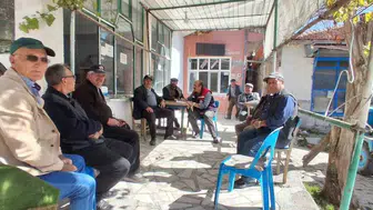 Afyonkarahisarlı çiftçinin sesi sahada yankılanıyor: Cuma buluşmalarıyla çözüm üretiliyor