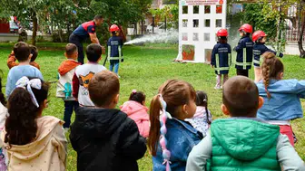 Geleceğin itfaiyecileri iş başında: Miniklerden tam not alan tatbikat