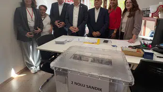 Aziz Kocaoğlu Oyunu Urla’da Kullandı