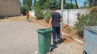Efeler’in ticaret kalbinde hijyen mesaisi: Gıda Çarşısı baştan aşağı yenilendi
