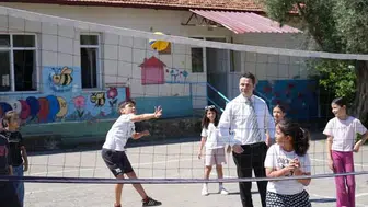 Muğla'da karneler öncesi okul bahçeleri şenlik alanına döndü
