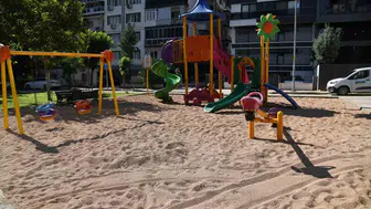 Yunusemre’de oyun alanlarına doğa dostu dokunuş: Zeytin çekirdeği dönemi başladı