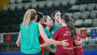 Muğla’nın voleybol perileri Balıkesir yolcusu: Hazırlıklar tamamlandı