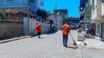 Efeler'de hijyen seferberliği: Sokaklar pırıl pırıl oldu
