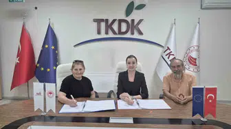 Altıntaş’ta üretim hamlesine TKDK desteği: Milyonluk yatırım için imzalar atıldı