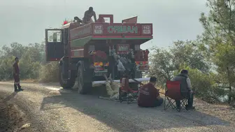 Fethiye'de alevlerle bitmek bilmeyen randevu: Yeşil vatan için siper oldular